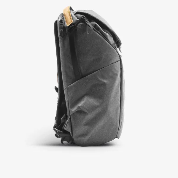 Everyday backpack 30L Peak Design, charcoal color