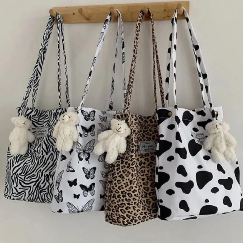 Spacious Leopard Pattern Shopping Tote Bags