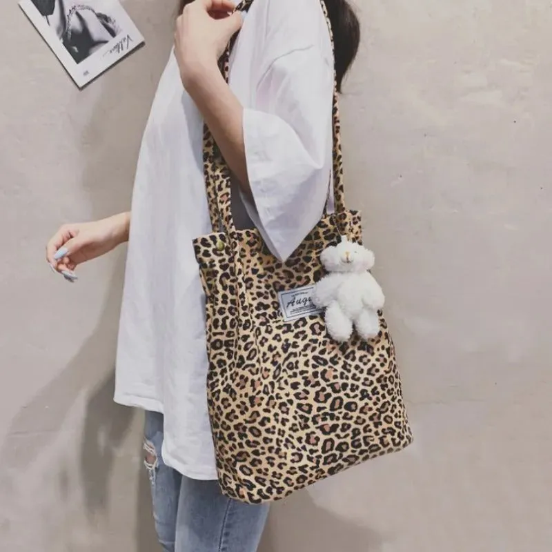 Spacious Leopard Pattern Shopping Tote Bags