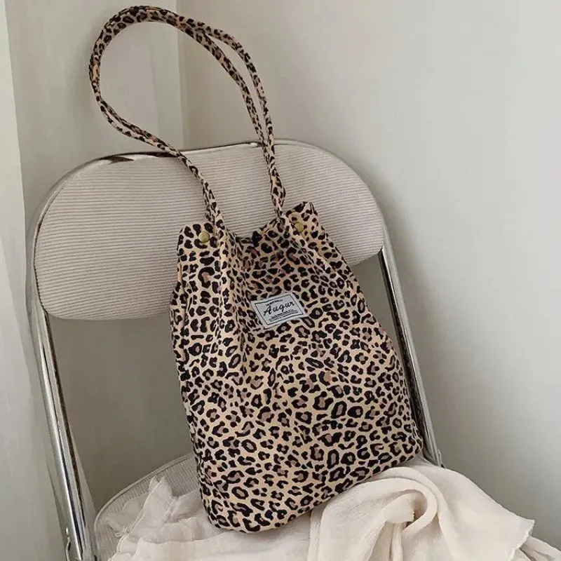 Spacious Leopard Pattern Shopping Tote Bags